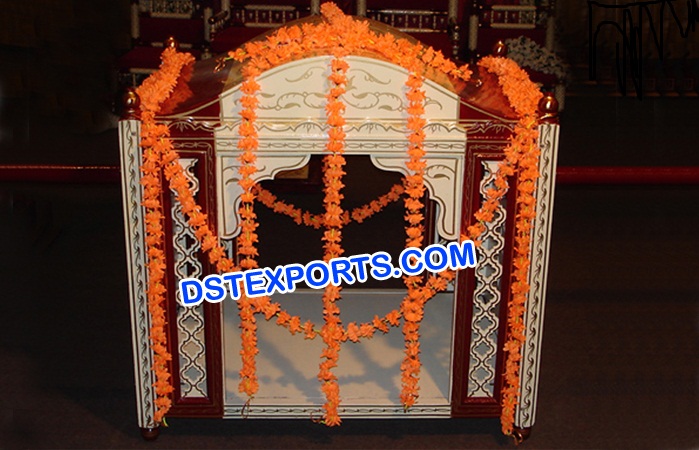 Indian Wedding Decorated Dulhan Doli