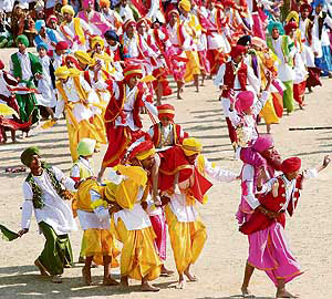 PUNJABI WEDDING BHANGRA DRESS 1