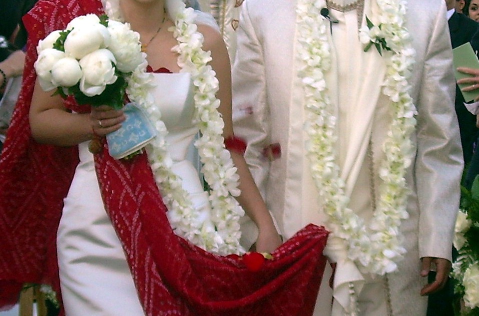 INDIAN WEDDING FLOWER JAI MALAS