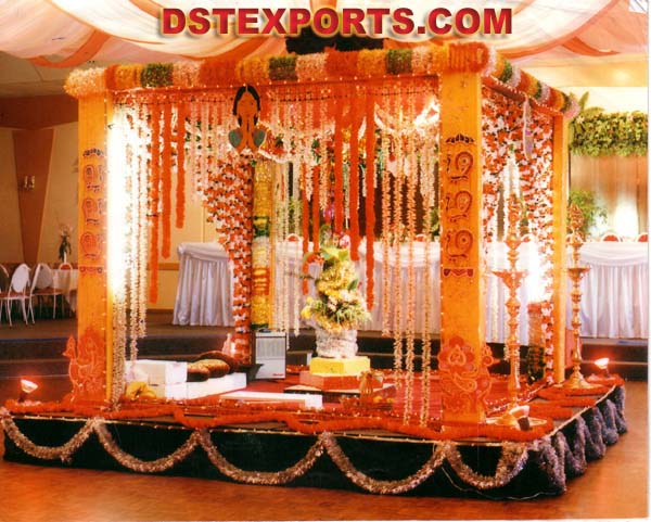 WEDDIONG FLOWER  MANDAP