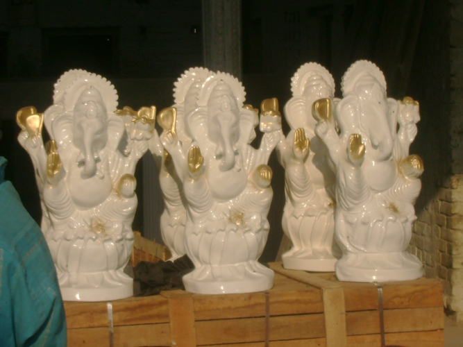 WEDDING WELCOME GOLDEN GANESHAS