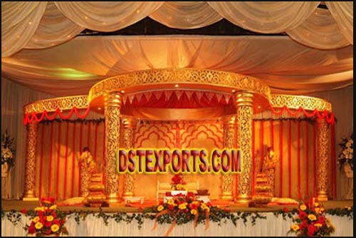 WEDDING DESIGNER GOLDEN MANDAP