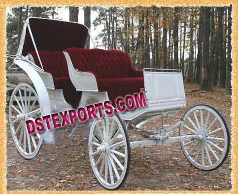 WEDDING VICTORIA HORSE CARRIAGE