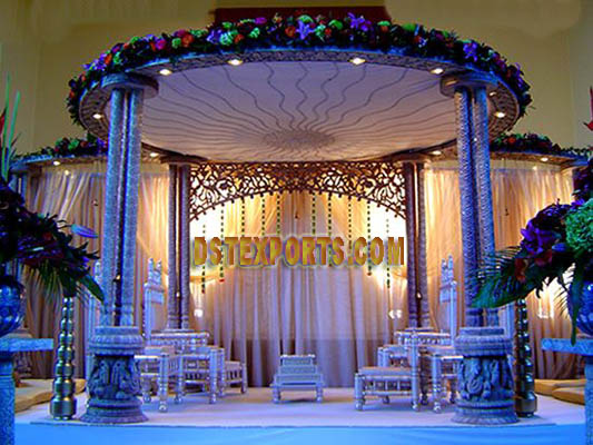 WEDDING MANDAP   WITH   FLOWER