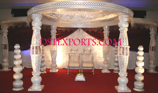 WEDDING CRYSTAL BOTTLE MANDAP