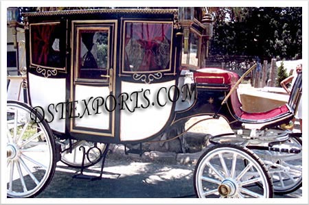 ROYAL HORSE DRAWN CARRIAGE