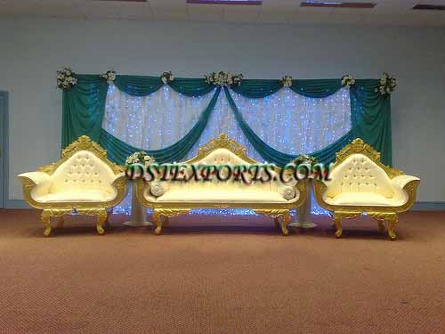 WEDDING GOLDEN FURNITURE WITH STYLISH BACKDROP