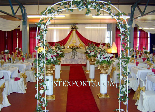 WEDDING WROUGHT IRON GATE WITH AISLE PILLARS