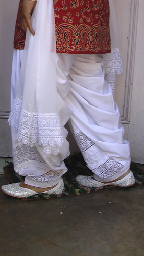 PATIALA SALWAR WITH LACEWORK