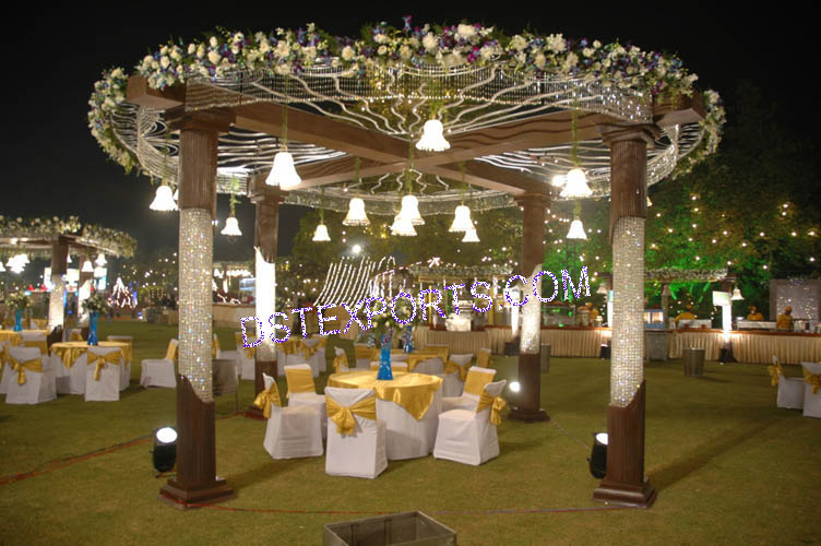 INDIAN WEDDING CRYSTAL MILNI MANDAP