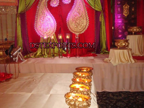 WEDDING BACKDROP WITH MORE PANKH
