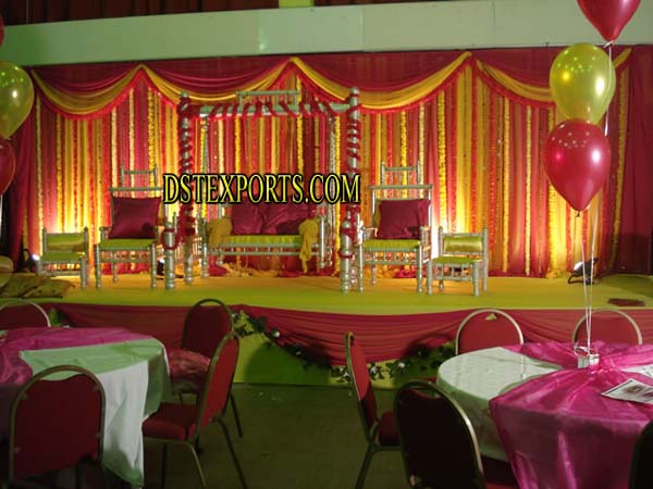 WEDDING SANKHEDA SWING WITH FLOWER DECORATIONS