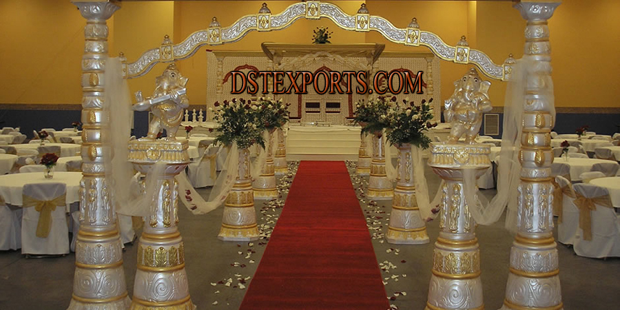 WEDDING CARVED GOLDEN PEARL MANDAP