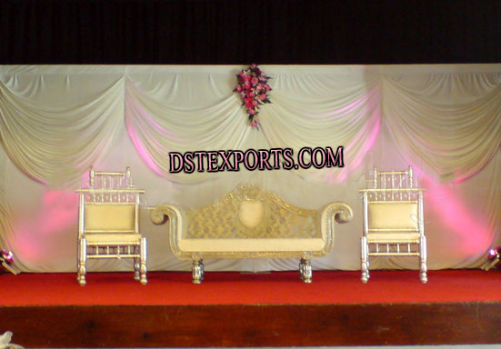 WEDDING GOLDEN SOFA SET WITH BACKDROP