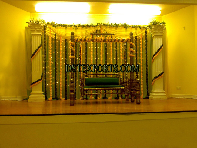 WEDDING DESIGNER ROYAL SWING
