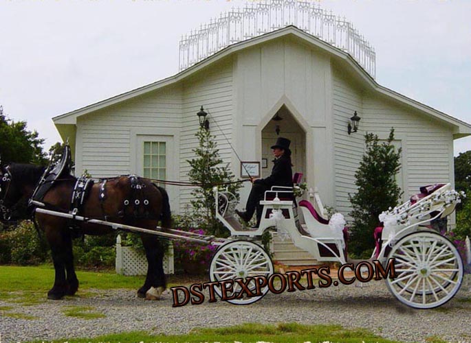 BEAUTIFUL ENGLISH VICTORIA HORSE CARRIAGE