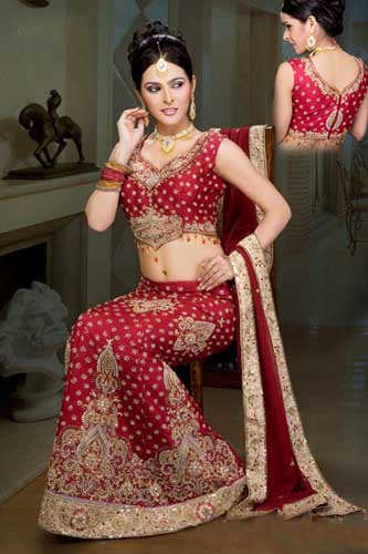 WEDDING BRIDE RED LEHENGA CHOLI