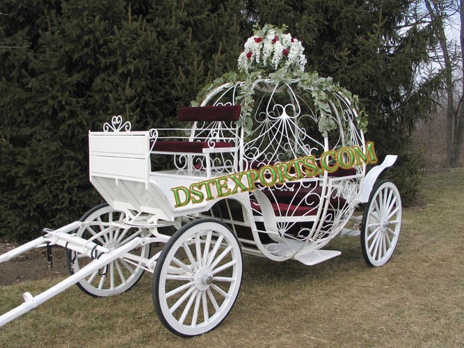 WEDDING BEAUTIFUL CINDRELLA CARRIAGE