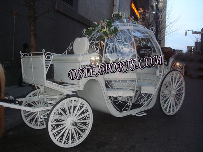 HOTEL CINDERALA CARRIAGE