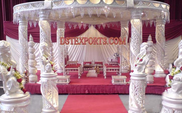 NEW STYLE WEDDING SIX PILLARS MANDAP