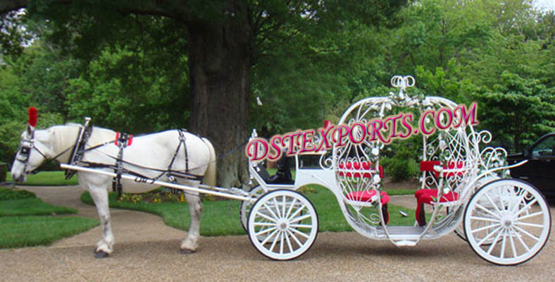 ENGLAND WEDDING CINDERELLA HORSE CARRIAGES