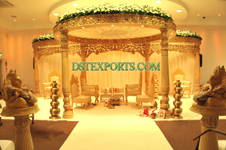 WEDDING DYNAMIC WOODEN MANDAP