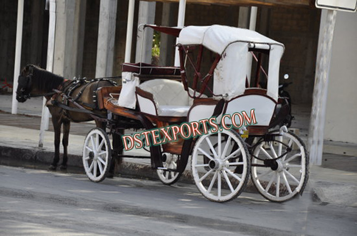 BEAUTIFUL ANTIQUE VICTORIA CARRIAGE