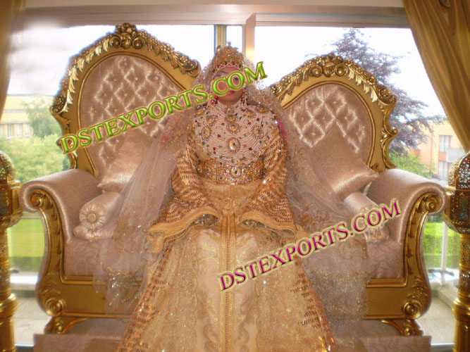 ASIAN WEDDING GOLDEN LOVE  SEATER