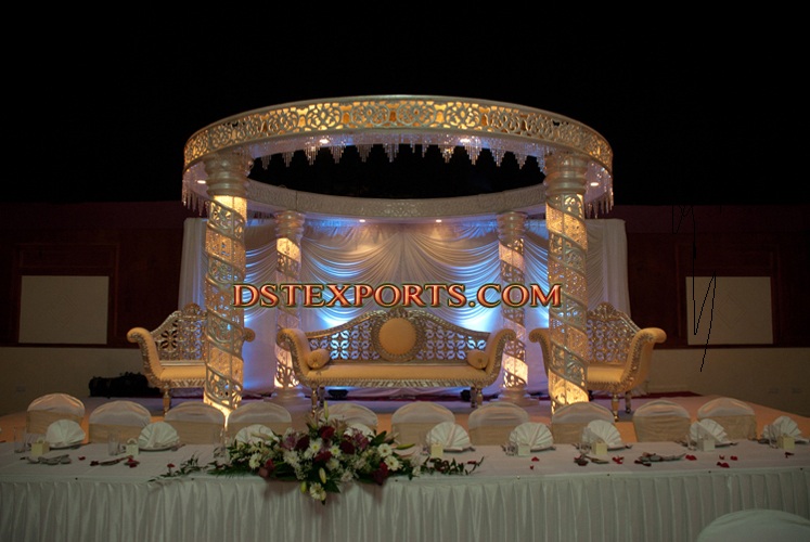 NEW CARVED CRYSTAL MANDAP SET