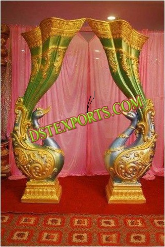 INDIAN MARRIAGE PEACOCK GATE