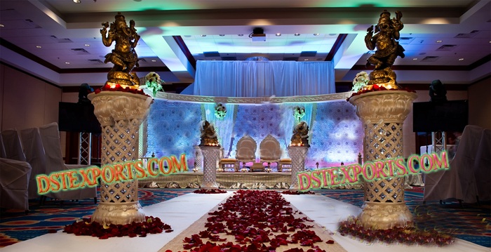 WEDDING AISLEWAY NEW LIGHTED PILLARS