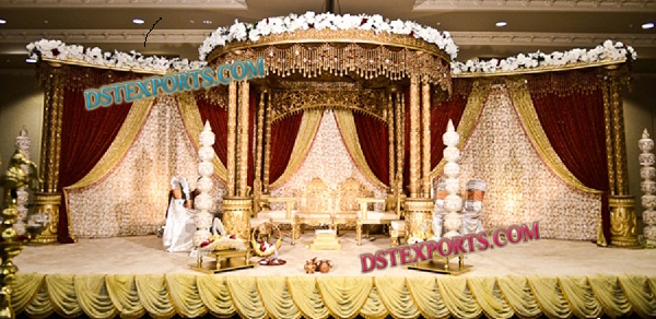 GUJRATI WEDDING WOODEN CARVED MANDAP