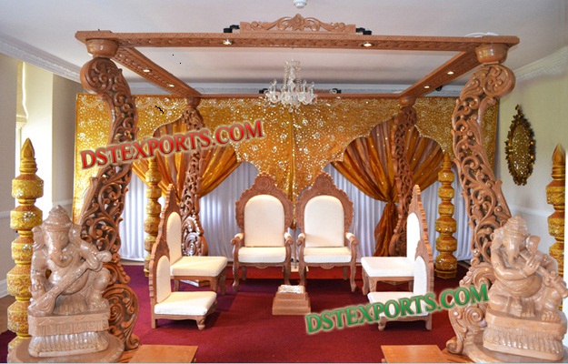 FOUR PILLAR WOODEN PEACOCK MANDAP