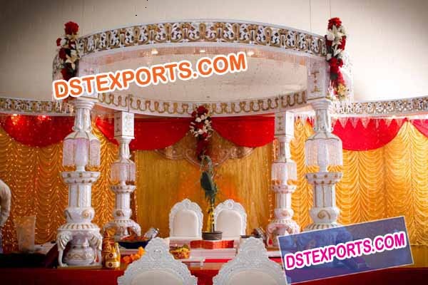 INDIAN WEDDING GANESHA MANDAP