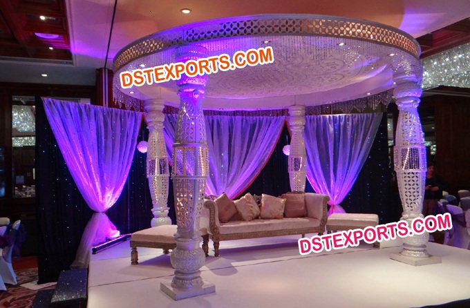 DREAM WEDDING CRYSTAL MANDAP