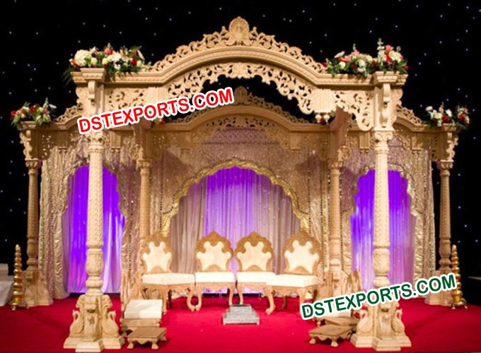 WEDDING WOODEN AKSHAR MANDAP