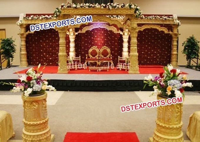 INDIAN WEDDING GOLD DEV MANDAP