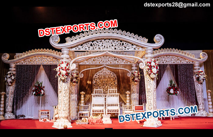 Decorative White Pillar Mandap