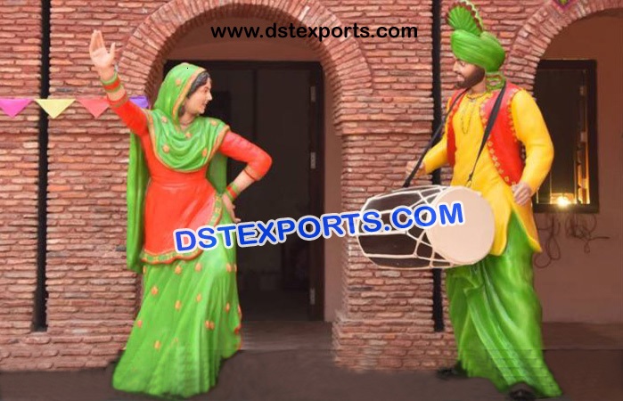 Beautiful Gidha Lady And Punjabi Dhol Wala Statue