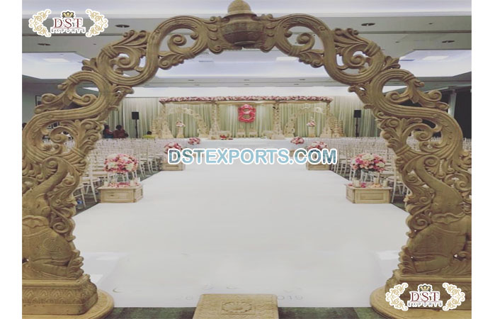 Rustic Wedding Mandap Wooden Gate Decor