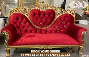 Luxury Wedding Couch For Ring Ceremony