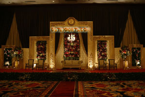 WEDDING  RECEPTION  STAGE