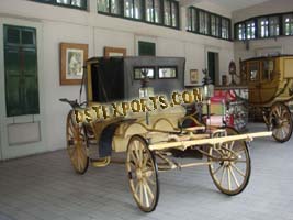 ROYAL HORSE CARRIAGE