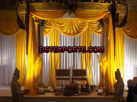 WEDDING MANDAP WITH DESIGNER BACKDROP