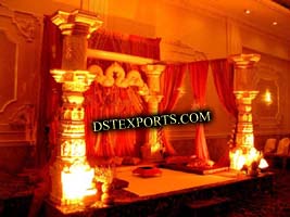 WEDDING DEV PILLARS STAGE