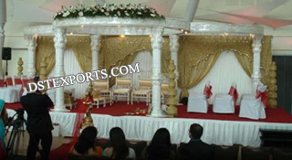 INDIAN WEDDING WHITE MANDAP