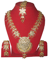 INDIAN WEDDING BRIDAL JEWELRY