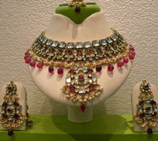 INDIAN WEDDING JEWELRY