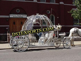 ENGLISH WEDDING COVERED CINDERALA CARRIAGE