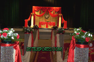 WEDDING RED GOLDEN STAGE SET